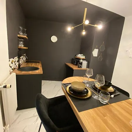 By Le Parvis Apartman