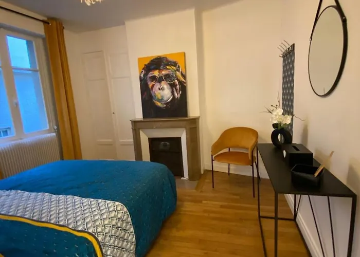 By Le Parvis * Reims